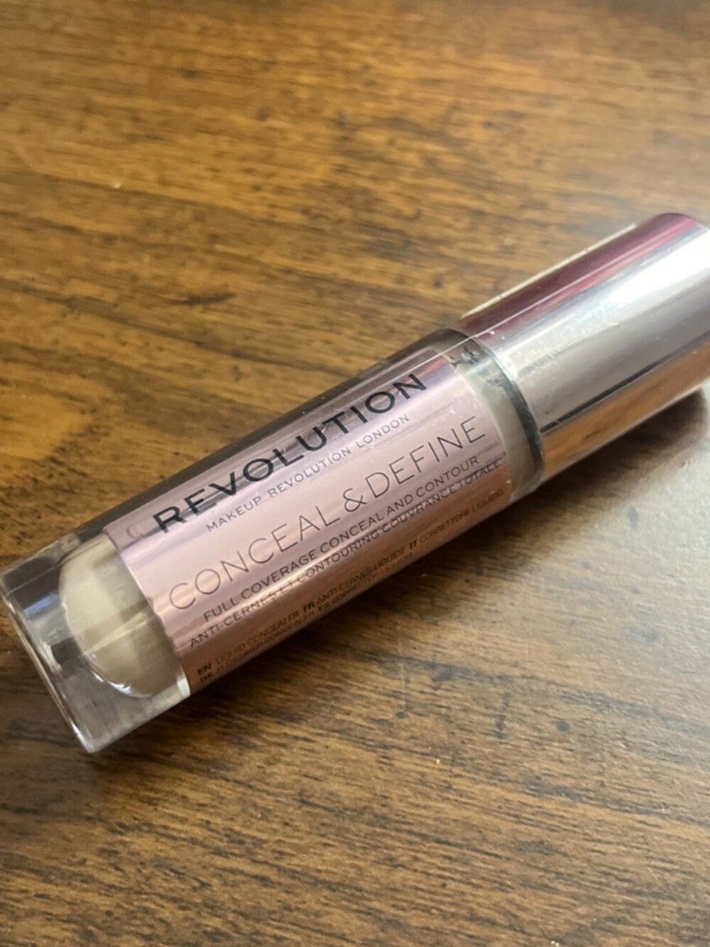 Revolution Conceal & Define Full Coverage Liquid Concealer - Shade C7 - Sealed